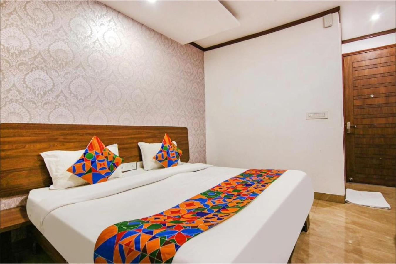 Divine Residency By Jmd Group Near Yashobhoomi & Delhi Igi Airport Hotel New Delhi